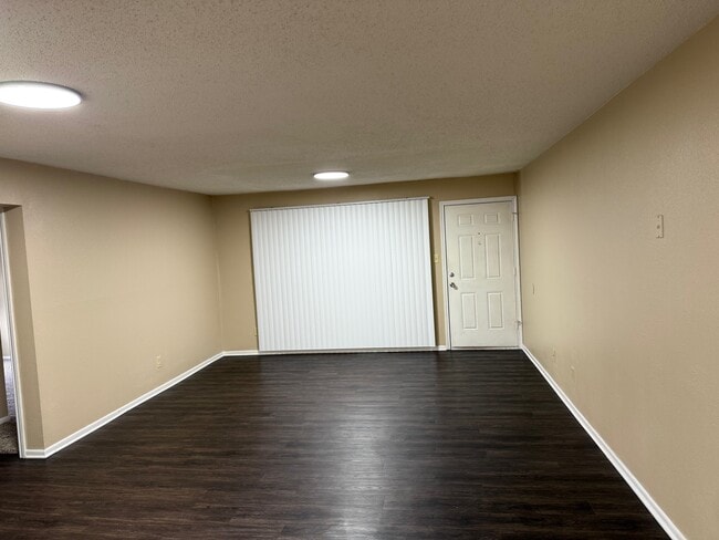 Pine Wood Apartments