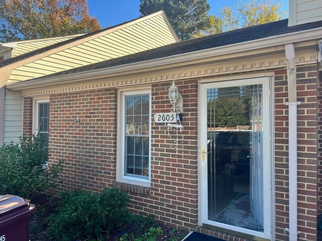 Building Photo - ONE LEVEL LIVING at Stonebridge Landing in Western Branch!