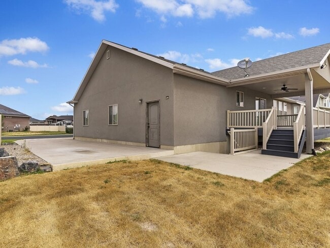 Photo - Lakeview Farm Unit #2