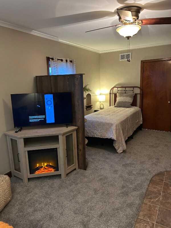 Photo - 320 W Hayes St Unidad 3