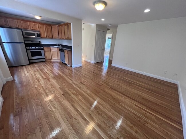 Photo - 16 Gates St Unit 3