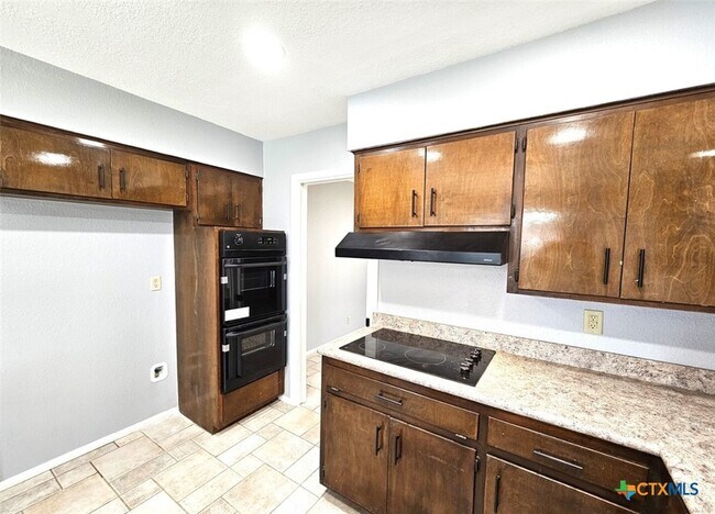 Photo - 118 Richardson Dr