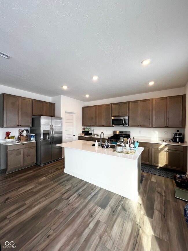 Photo - 2725 Linwood Ave