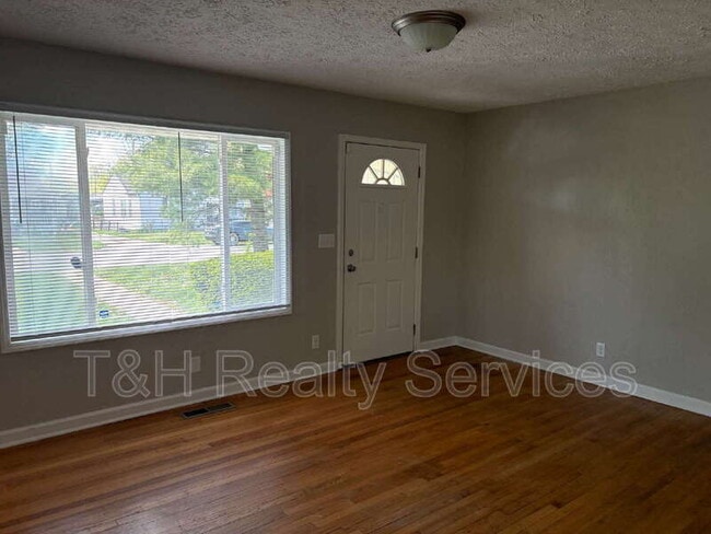 Photo - 4615 N Hartman Dr