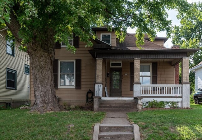 Available July 1! - Available July 1! Casa