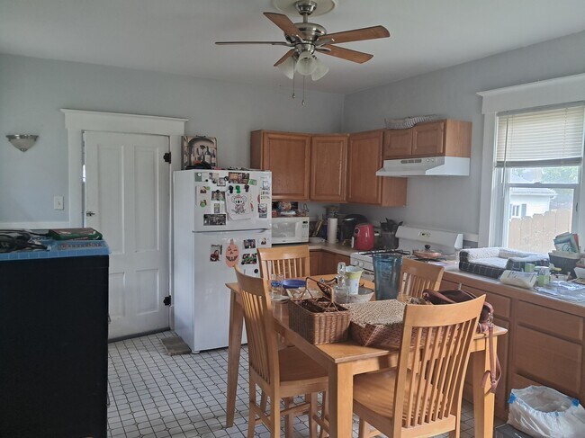 Photo - 410 W Columbia Ave Unit #1