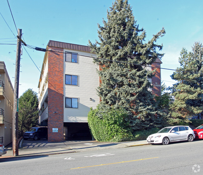 Building Photo - Cameo Rental