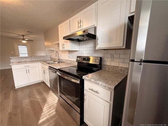 Photo - 4924 Cameron Rd