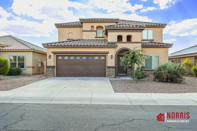 Building Photo - Beautiful Large Home in Casa Grande