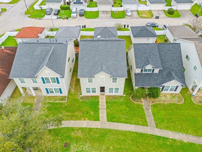 Photo - 20931 Walder Ct