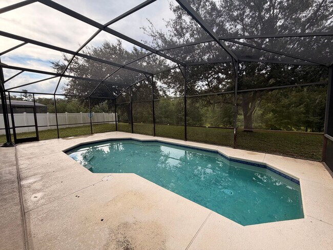 Photo - 519 Aldridge Ln