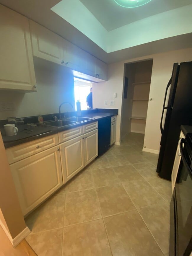 Photo - 22278 Vick St