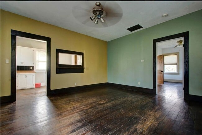 Photo - 2 bed 1 bath 792 sqft
