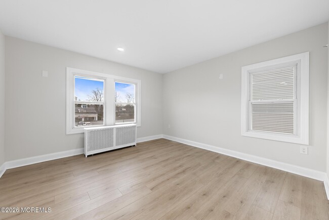 Photo - 260 Main St Unit 2