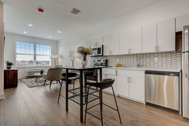 Photo - Meridia Garfield 848