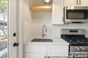 Photo - 207 Woodby Ct