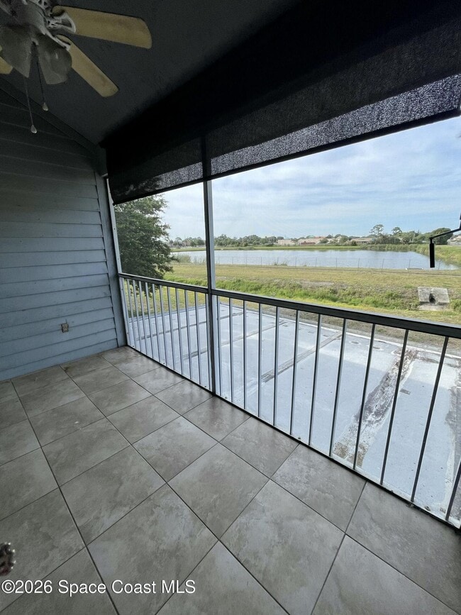 Photo - 4775 Lake Waterford Way Unit 2-113