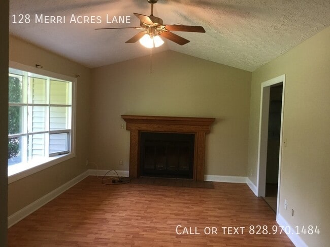 Photo - 128 Merri Acres Ln