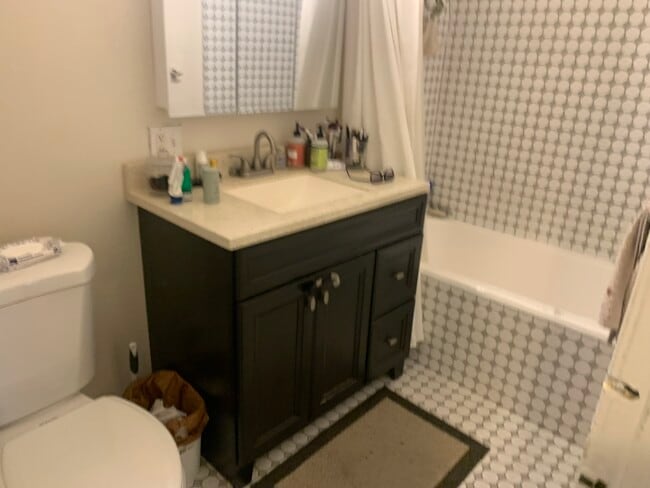 412 N Orange Grove Ave Unit 412
