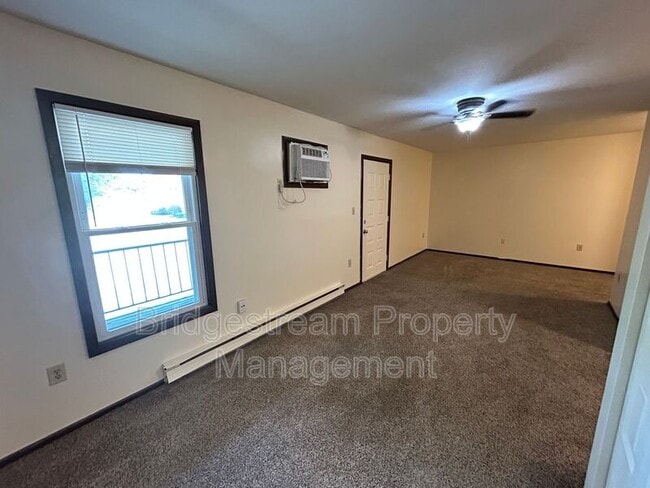 Building Photo - 7123 N Springboro Pike Rental