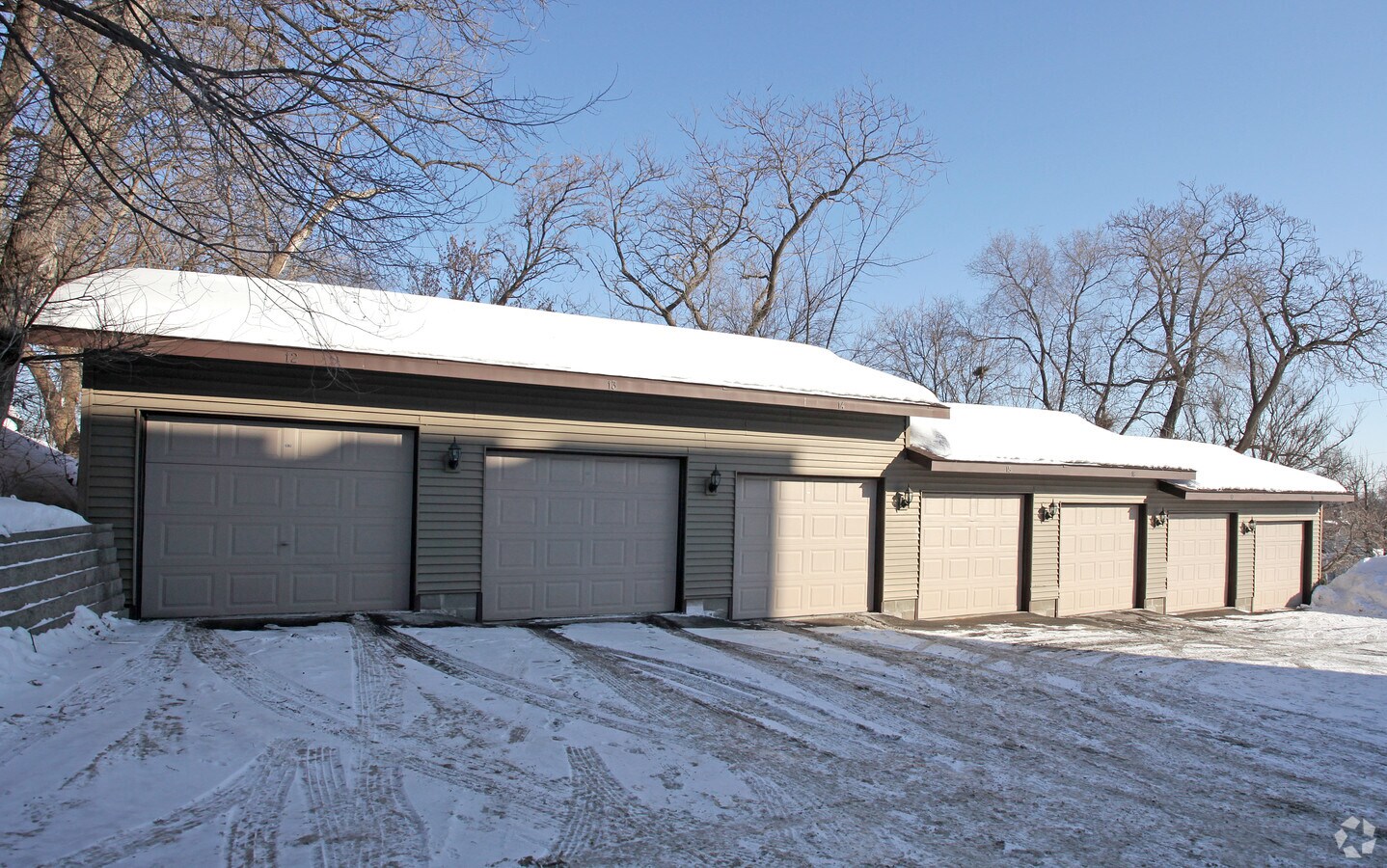 Photo - Skyline Condominiums