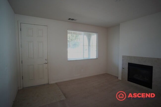 Photo - Stunning 4 Bed, 2.5 Bath Home with Pool Access | Southwest Bakersfield