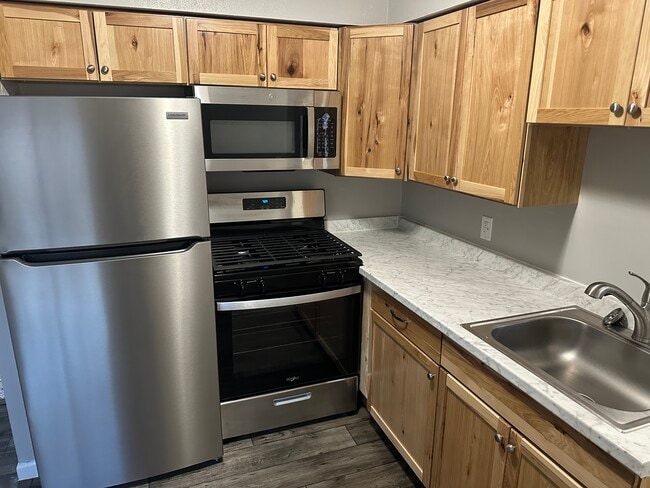 Photo - 1040 Bowerman Dr. Unit 1