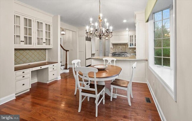 Photo - 12 Windermere Way