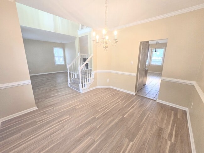 Photo - 1009 Friar Tuck Ct