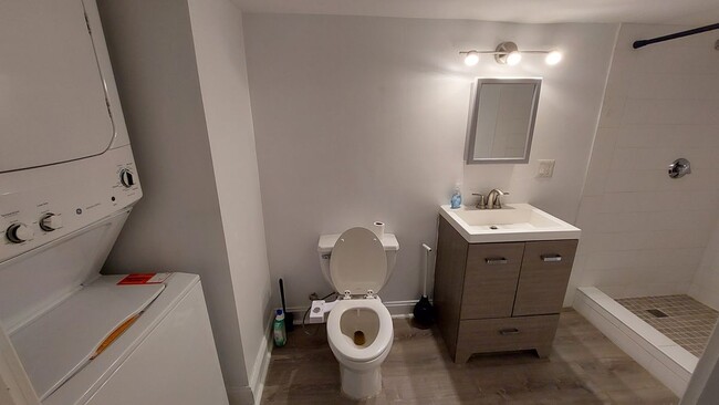 Photo - 47 Clifford St