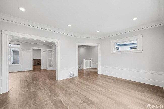 Photo - 487 18th Ave Apartment