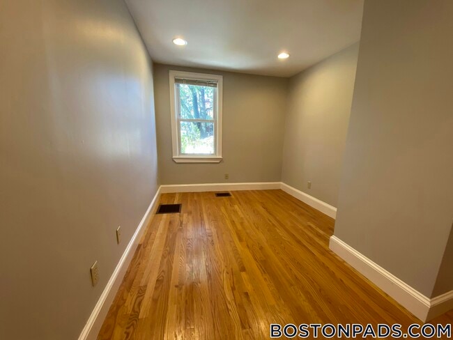 Photo - 429 Franklin St Unit 1L