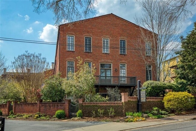 Photo - 100 Founders Mill Ct