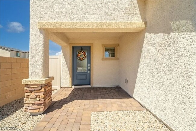 Photo - Bright, Modern 3 Bd, 3 bth, Home with Chef...
