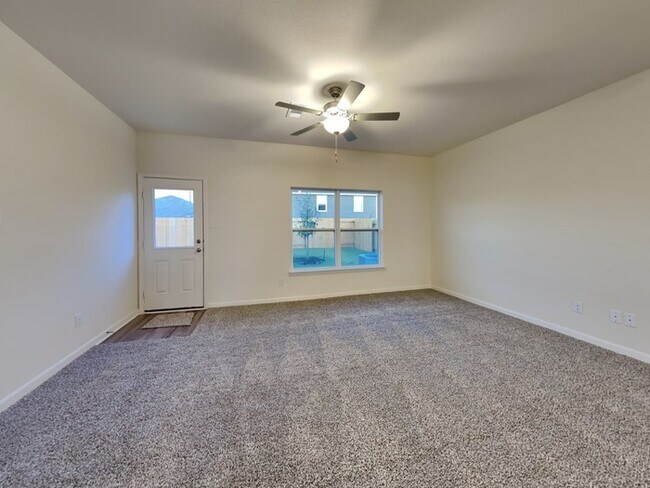 Photo - 5 bedroom Fort Worth dream!