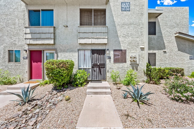 Building Photo - 4630 N 68th St Rental