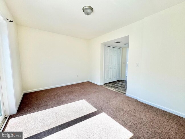 Photo - 76 Filbert Dr