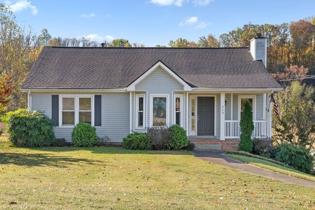 Photo - 4 Bedroom Home For Rent in St. B Area of Clarksville!