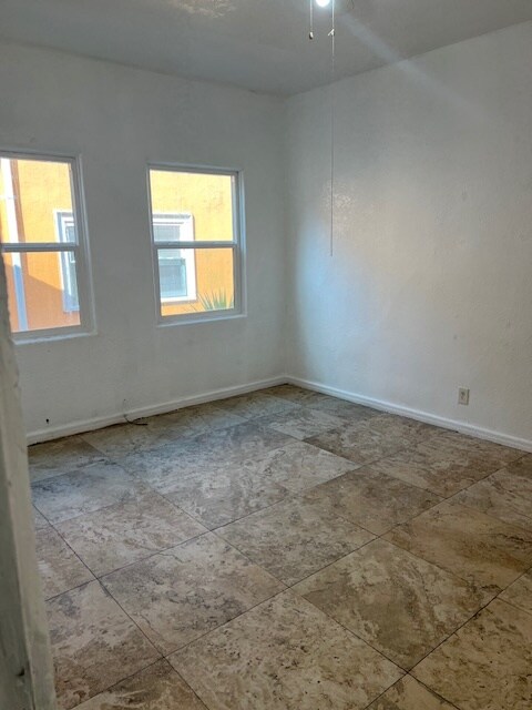 Photo - 1321 W Martin Luther King Jr Blvd Unidad 11