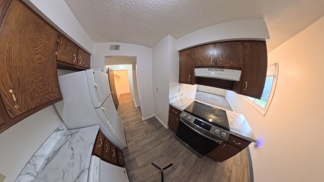 Photo - 2013 NW Hickory Ln