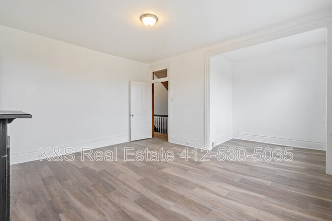 Photo - 1950 Lowrie St