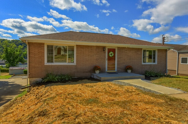 Building Photo - 1311 Midland Beaver Rd