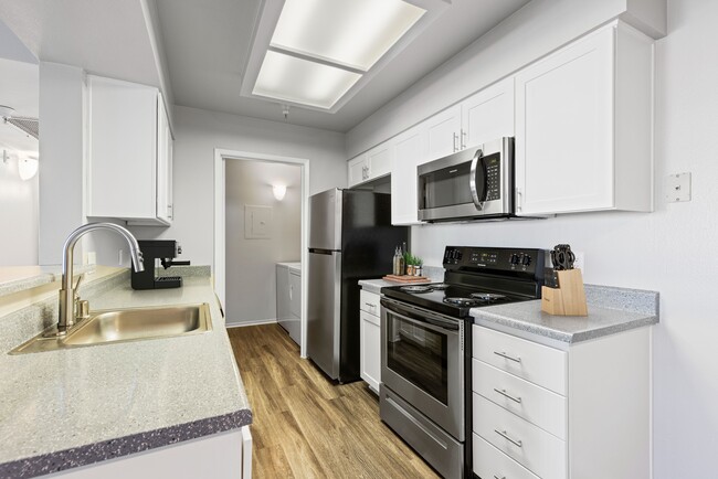 Building Photo - Sierra Del Oro Rental
