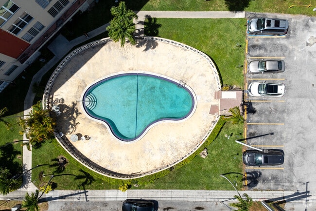 1475 NE 125th Ter - Terra Towers