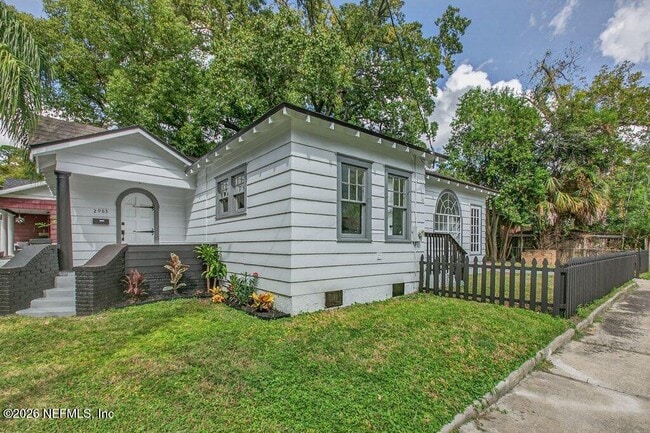 Photo - 2963 Remington St