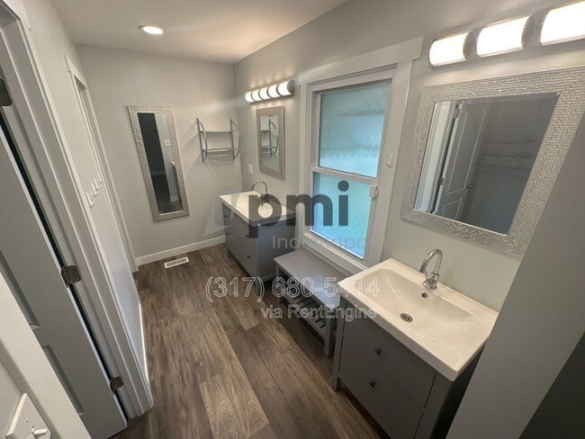 Photo - 7056 Caroline Ave