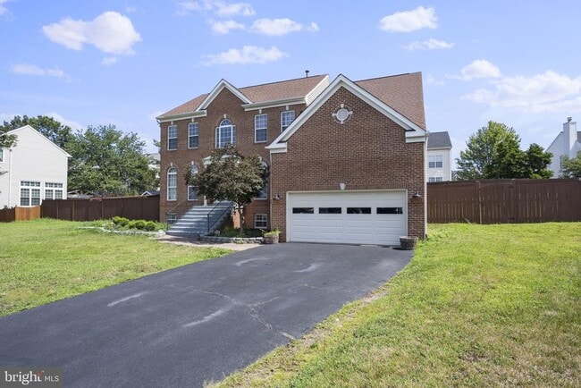 Building Photo - 608 Talmadge Ct SE Rental
