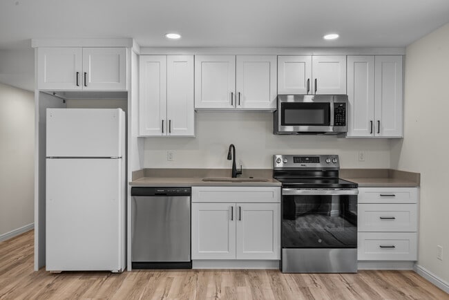 890 S 725 W St Unit 1