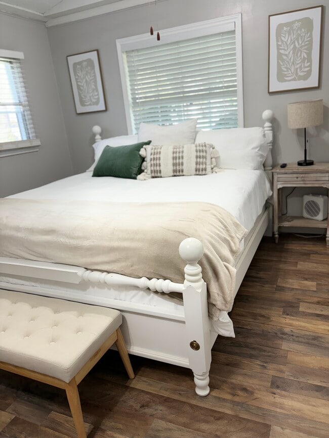 Photo - 418 Savannah Dr