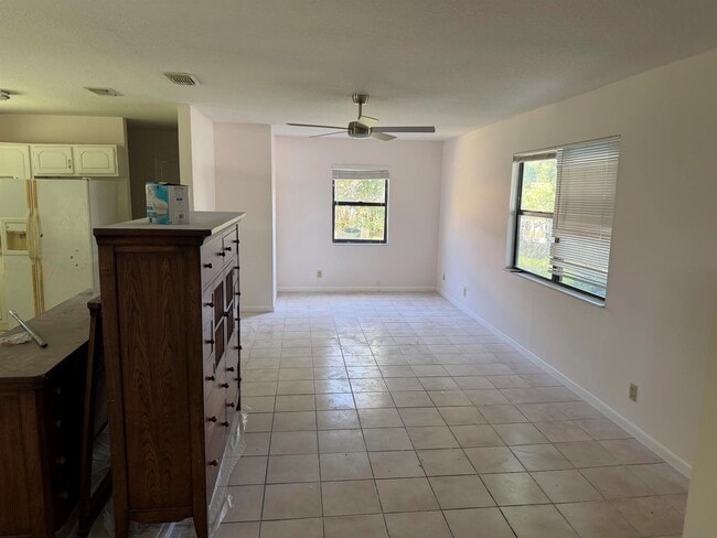 Photo - 17359 Sapp Pl